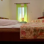 公寓 Three Bedroom With Terrace 奥瑞比克