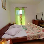 公寓 Three Bedroom With Terrace 奥瑞比克