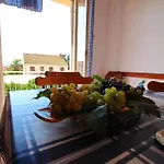 Three Bedroom With Terrace 公寓 *