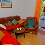 Three Bedroom With Terrace 公寓