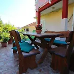 公寓 Three Bedroom With Terrace *
