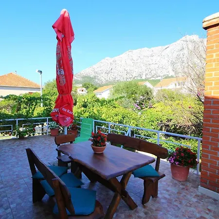 公寓 Three Bedroom With Terrace *