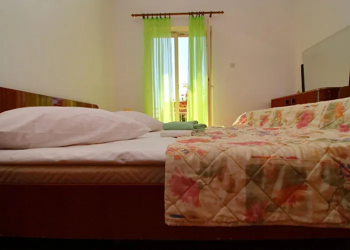 شقة Three Bedroom With Terrace أوروبيتش