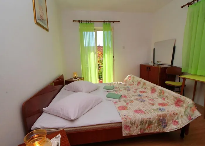 شقة Three Bedroom With Terrace أوروبيتش