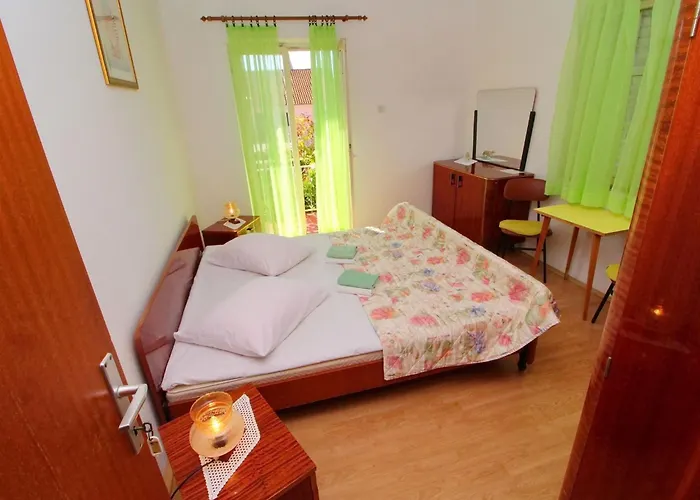 Three Bedroom With Terrace *