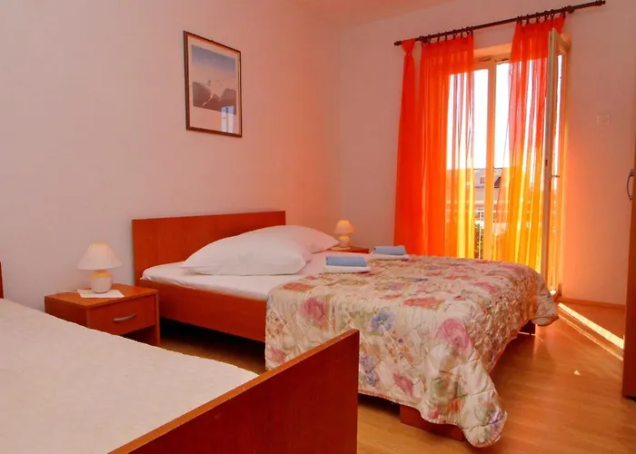 Three Bedroom With Terrace أوروبيتش