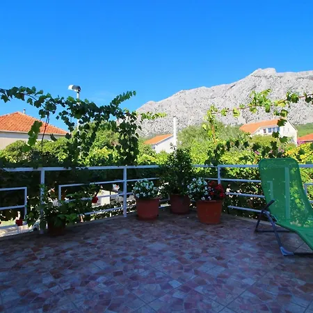 Three Bedroom With Terrace Apartamento