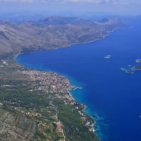 Three Bedroom With Terrace Apartamento *