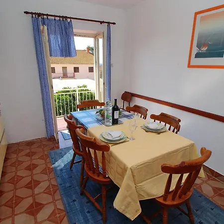 Three Bedroom With Terrace Orebić