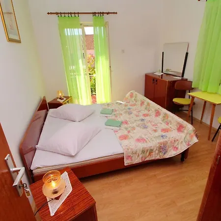 Three Bedroom With Terrace *