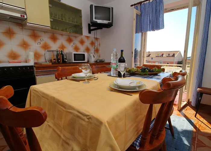 Three Bedroom With Terrace *