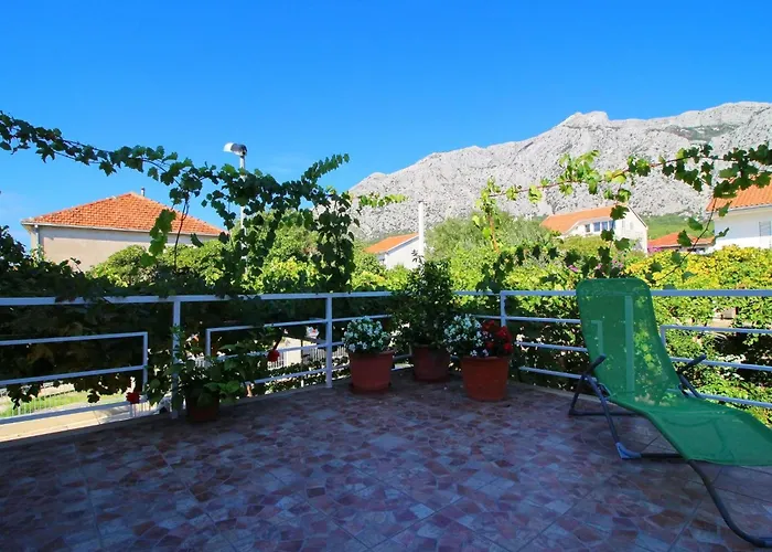 Three Bedroom With Terrace Apartmán