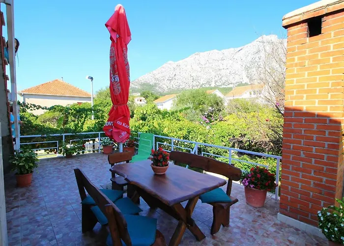 Apartmán Three Bedroom With Terrace *