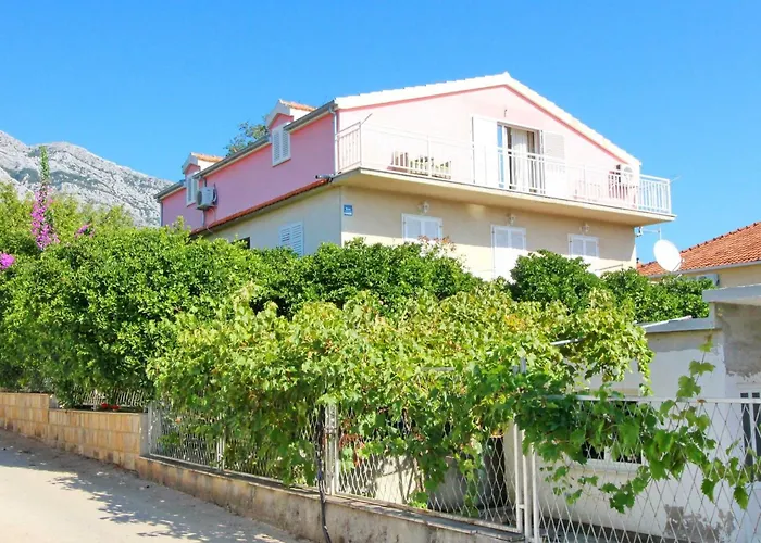 Three Bedroom With Terrace